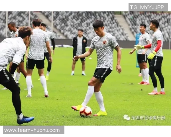 斯洛特重申不考虑争冠目标强调专注当前比赛状态与上赛季相似