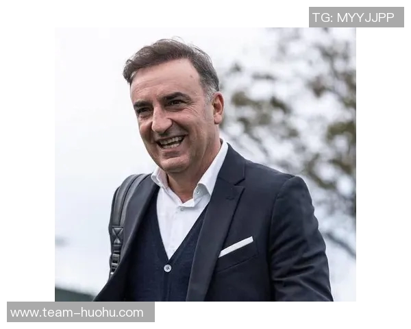 普雷斯蒂安尼因种族歧视停赛仍观看本菲卡比赛引发热议